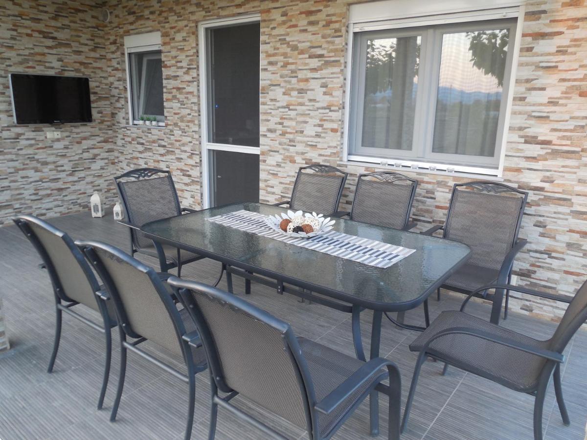 Costa Petra - Luxury Seaside Cottage With Garden - Vacation House For Families In Greece Nea Mesangala Exterior foto